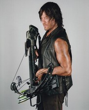NORMAN REEDUS signed autograph 20x25cm THE WALKING DEAD in person autograph COA