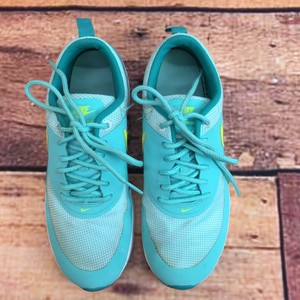 nike air max thea youth