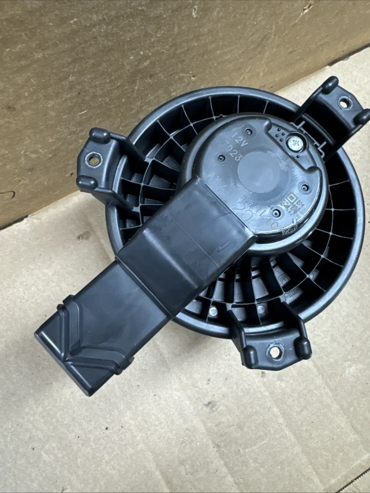 Subaru Outback Legacy 2020 2021 2022-2024 climatización aire acondicionado soplador motor OEM B140 Foto 2 de 4