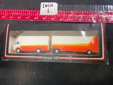 Herpa 1:87 Plastic model Mercedes-Benz NG truck Ackermann-Fruehauf box trailer