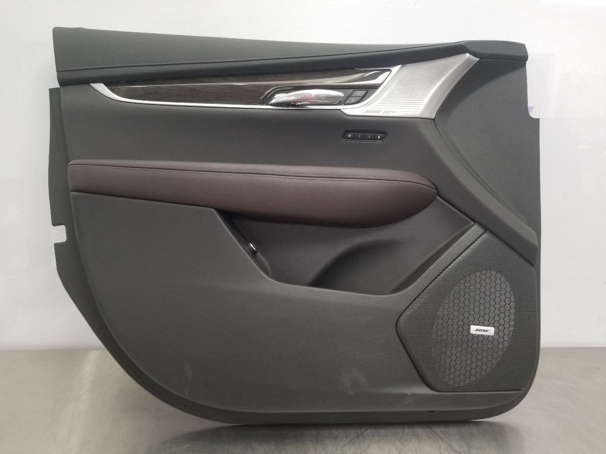 22 CADILLAC XT6 PREMIUM LUXURY DOOR TRIM PANEL MAROON/BLACK FRONT