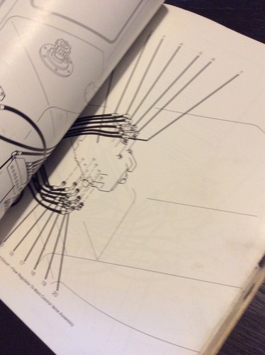 White John Deere 790D 790D-LC 892D-LC excavator test operation service repair manual with black line art diagram of internal components.