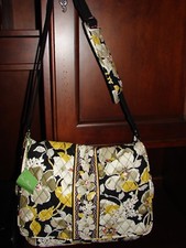 NWT Vera Bradley MESSENGER BABY BAG Diaper Bag w Changing Pad Dogwood