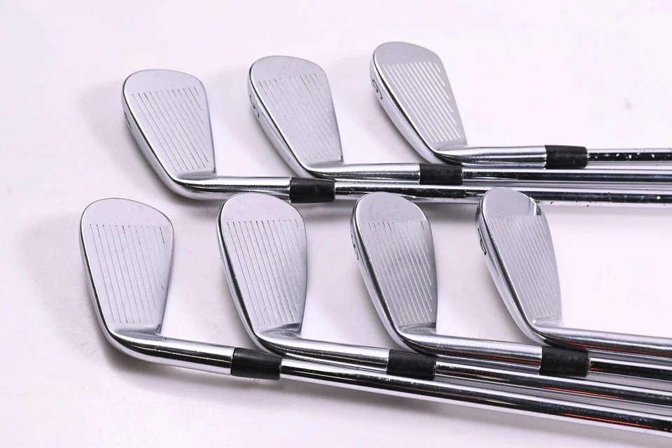 Titleist 716 AP2 Irons / 4-PW / Stiff Flex Dynamic Gold AMT S300 - Image 3 of 4
