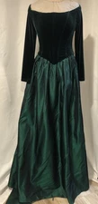 Jessica McClintock Vintage Green Velvet & Taffeta Corset Ball gown W/Train Sz 4