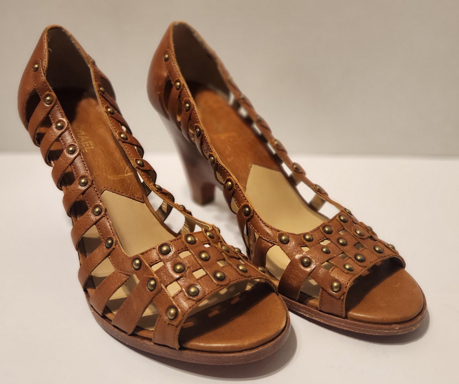 Michael Kors Womens Leather Wood Wedge Tan Heel Size 8.5 Studded Weave