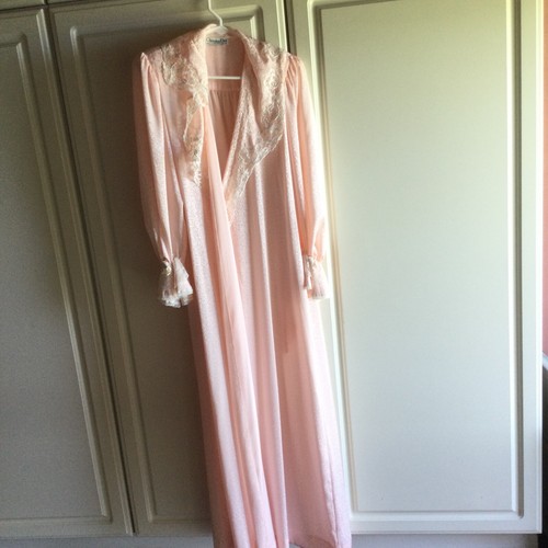 Vintage Christian Dior Pink Satin Lace Lingerie Robe Petite 1980s Rosettes