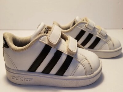 adidas gazelle silver green womens adidas Star Wars Grand Court 2.0 Shoes Children - Kids - Cloud White / Gold / Preloved Bronze