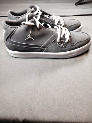 EUC-RARE Jordan Flight 23 Classic 2012 Shoe Men 8.5 Gray Sneakers 510892-006