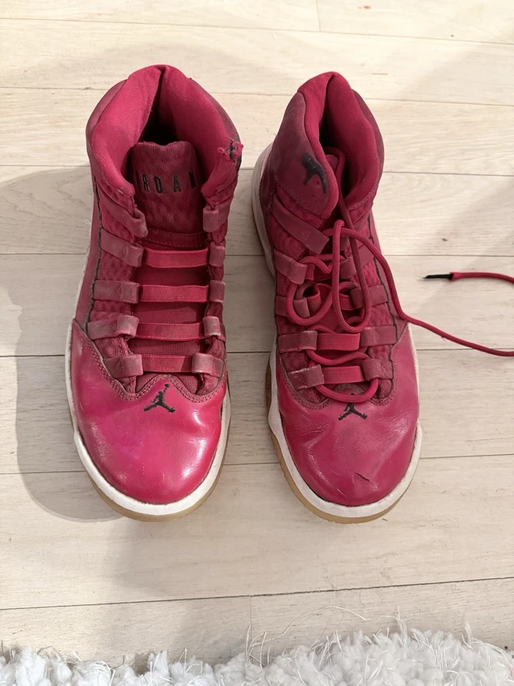 Nike Air Jordan Max Aura Gimnasio Rojo CQ9451-600 Para hombres Zapatos de Baloncesto Talla 8 Foto 2 de 4