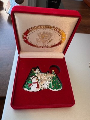 2022 Camp David Presidential Retreat Christmas Coin With Box New Happy Holidays
