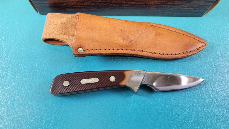 Cuchillo de dedo pequeño vintage Schrade Cutlery 1560T Old Timer + funda y caja TR705 Foto 2 de 4