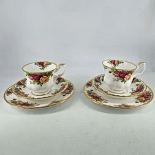 Royal Albert Old Country Roses Set Of 2 Footed Tea Cup & Saucer Dessert plate