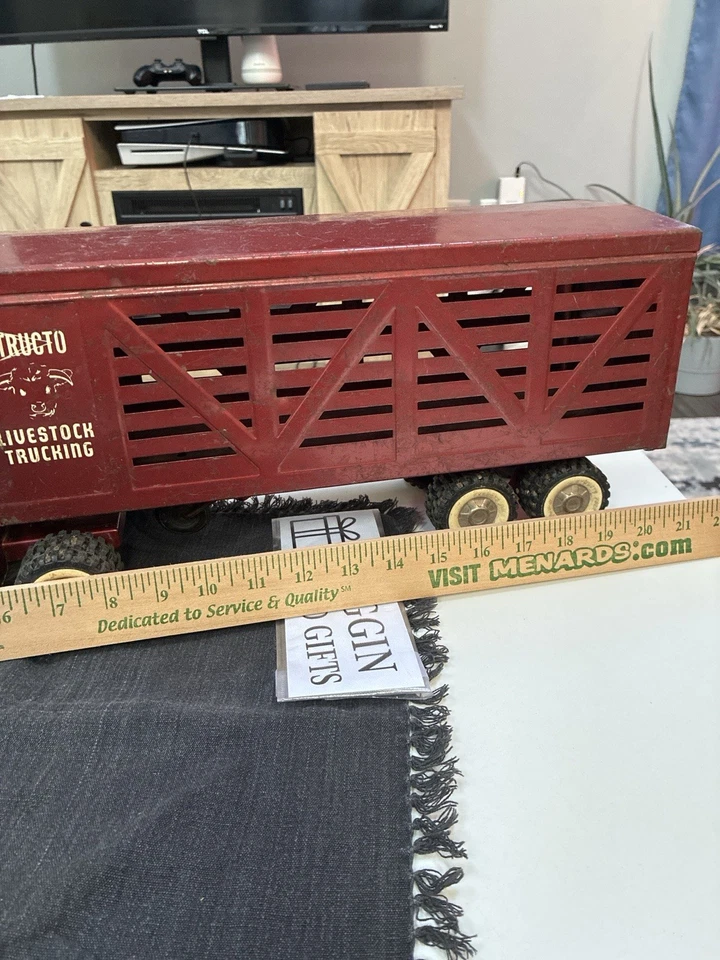 Vintage Structo Livestock Trucking Hauler Pressed Steel Toy Truck 1960s USA - Image 4 of 4