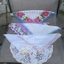 Lot Of 6 Vintage Hankies Handkerchiefs Crocheted / Lace / 1 Tatted / 1 Oval