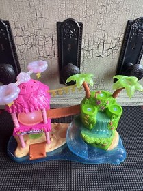 Hatchimals CollEGGtibles Tropical Party Playset  Lights Up Plays Music Working