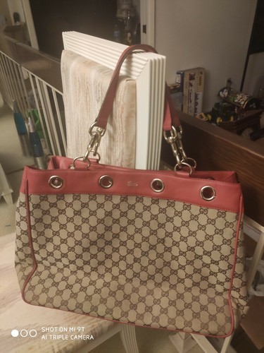 gucci bag with scarf