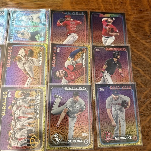 2024 Topps Baseball Series 1 & 2 18 Card Lot Holiday Foil Inserts - Picture 4 of 4