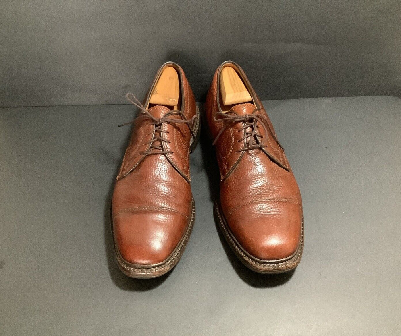 SAOLA Oxford uomo ALLEN EDMONDS Becker punta a berretto pelle marrone grana ciottoli taglia 10D