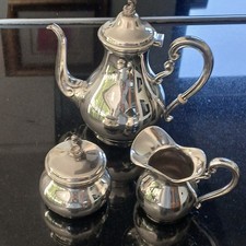 3-teiliges Mokka-Service aus 800er Silber: Kanne / Zuckerdose / Sahnek&auml;nnchen