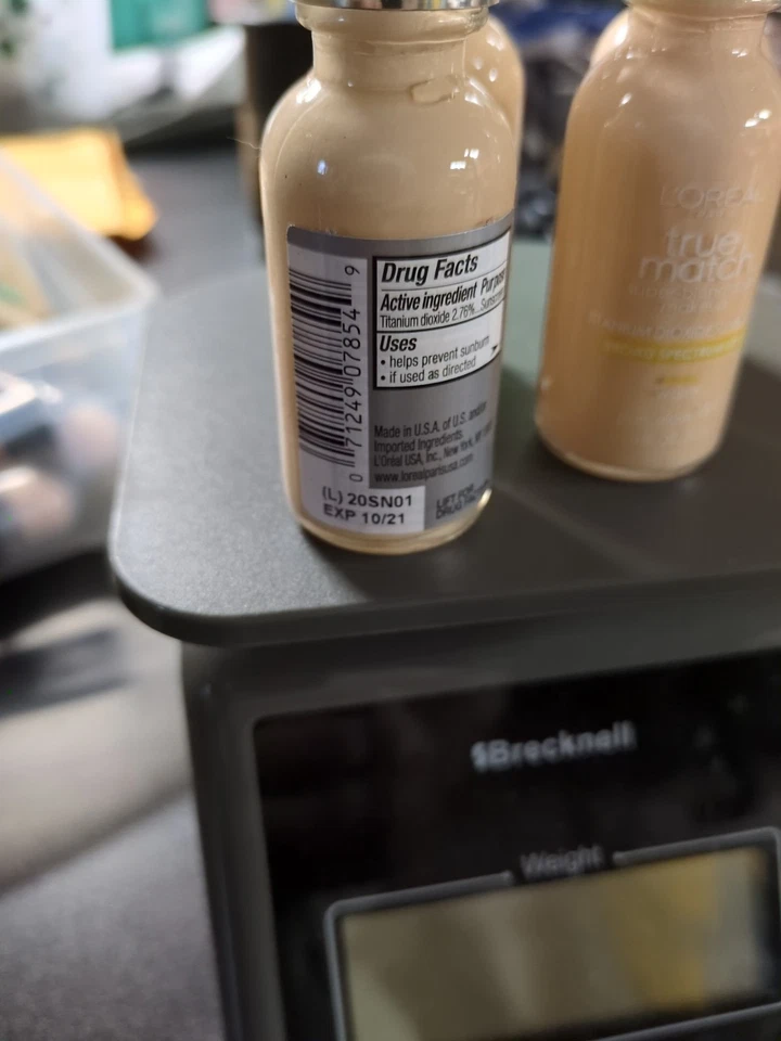 4 LOREAL True Match Super Blendable Liquid Foundation - WARM W1 PORCELAIN  -NEW - Image 3 of 3