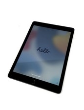 Apple iPad Air A1566 2nd Gen 9.7" 1.5GHz 16GB 2GB RAM Space Gray 2014