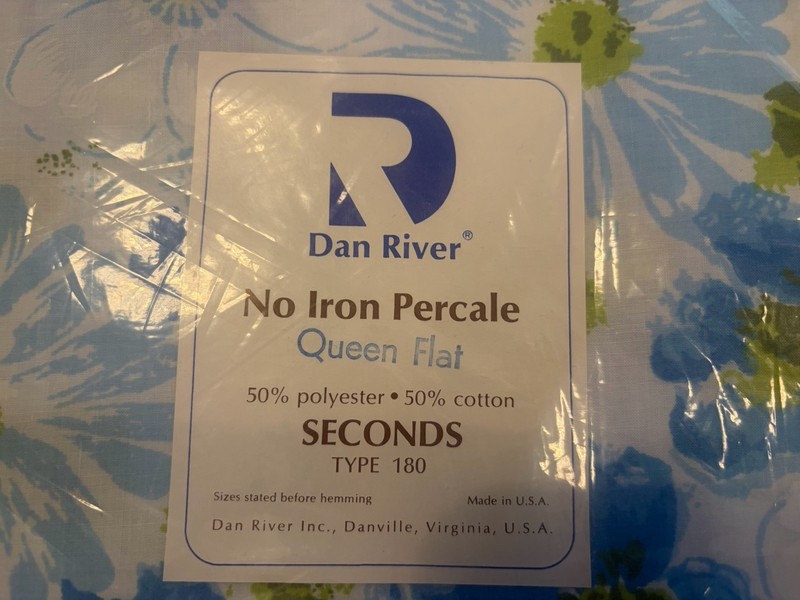 VTG Queen Bed Sheet FLAT Dan River Tranquale Blue Flowers No Iron Percale 50/50