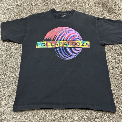 Lollapalooza Concert T-Shirt Metallica Soundgar 1990s vintage concert t-shirt, vintage, single stitch, B+ condition