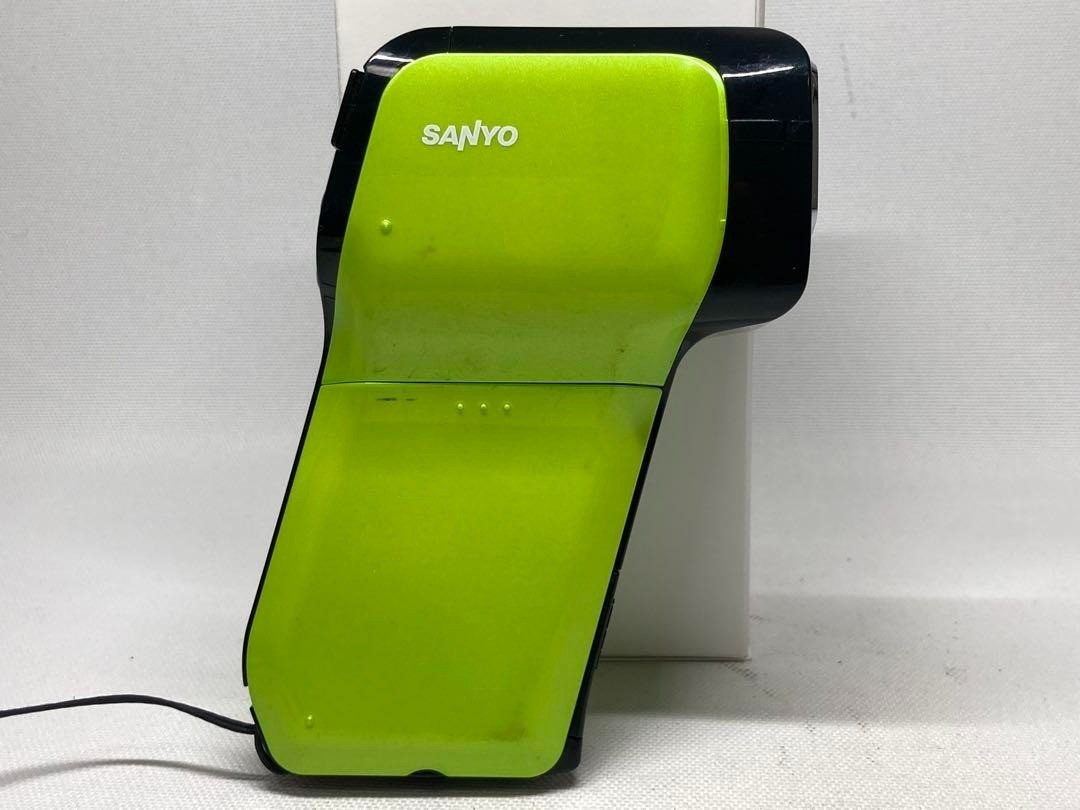 SANYO XACTI DMX-CG11 Digital Video Camera Green 10MP HD Face