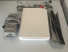 WII Console Nintendo 2006 Model RVL-001/Preowned