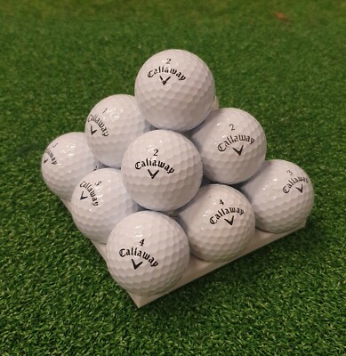 Golfball Pyramide Plattform