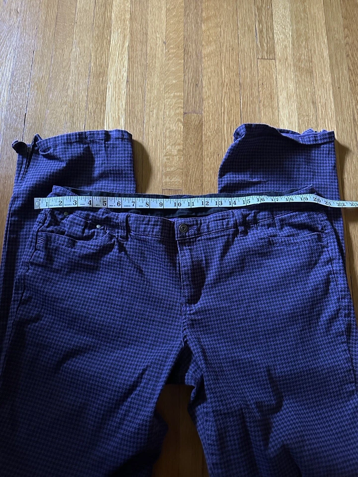 Pantalones de mezclilla Y2K Chor de tiro bajo púrpura pata de gallo, talla 21 Foto 2 de 4