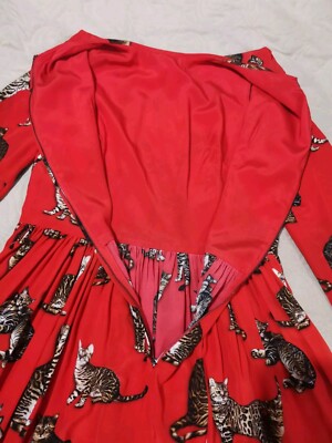 AUTH 2018 Dolce & Gabbana cats-print red silk dress 42it | eBay AUTH 2018 Dolce & Gabbana cats-print red silk dress 42it | eBay