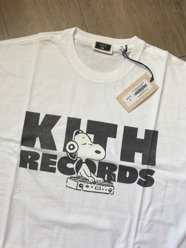 NWT Kith for Peanuts Snoopy Kith Records Vintage Tee White Men's Size Medium