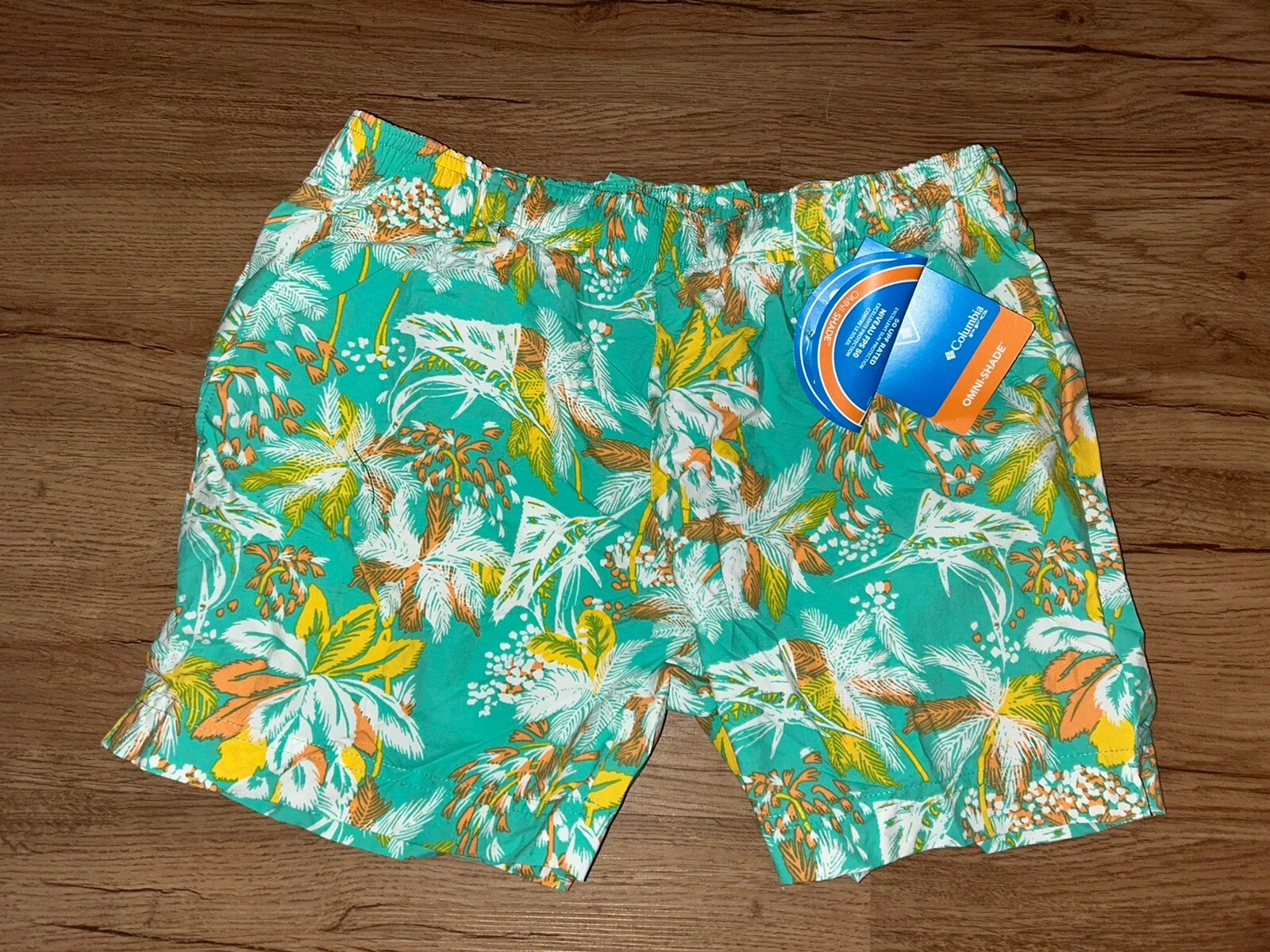 COLUMBIA WOMENS PFG SUPER BACKCAST 5” WATER SHORTS SIZE SMALL NWT