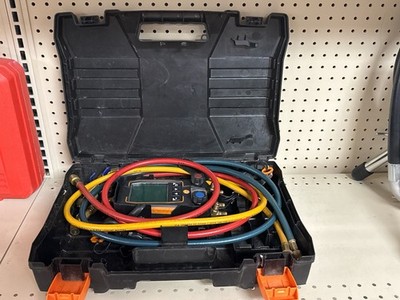 TESTO 550SBasic Hose Kit Smart Digital Manifold with Wired Temperatu (TDW041051)