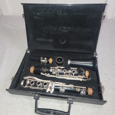 Vito-Reso-Tone 3 Made in USA Student Clarinet with Hard Case