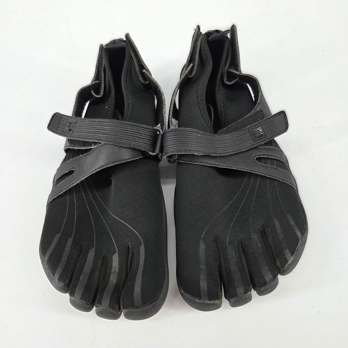 Fila Skele-Toes Kids Black Barefoot Water Shoes 21225610-3  display picture 1