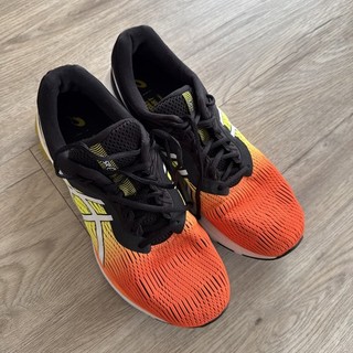 ASICS Gel Pulse 11 AmpliFoam EUR 43 / US 10 / CM 28 TOP ZUSTAND