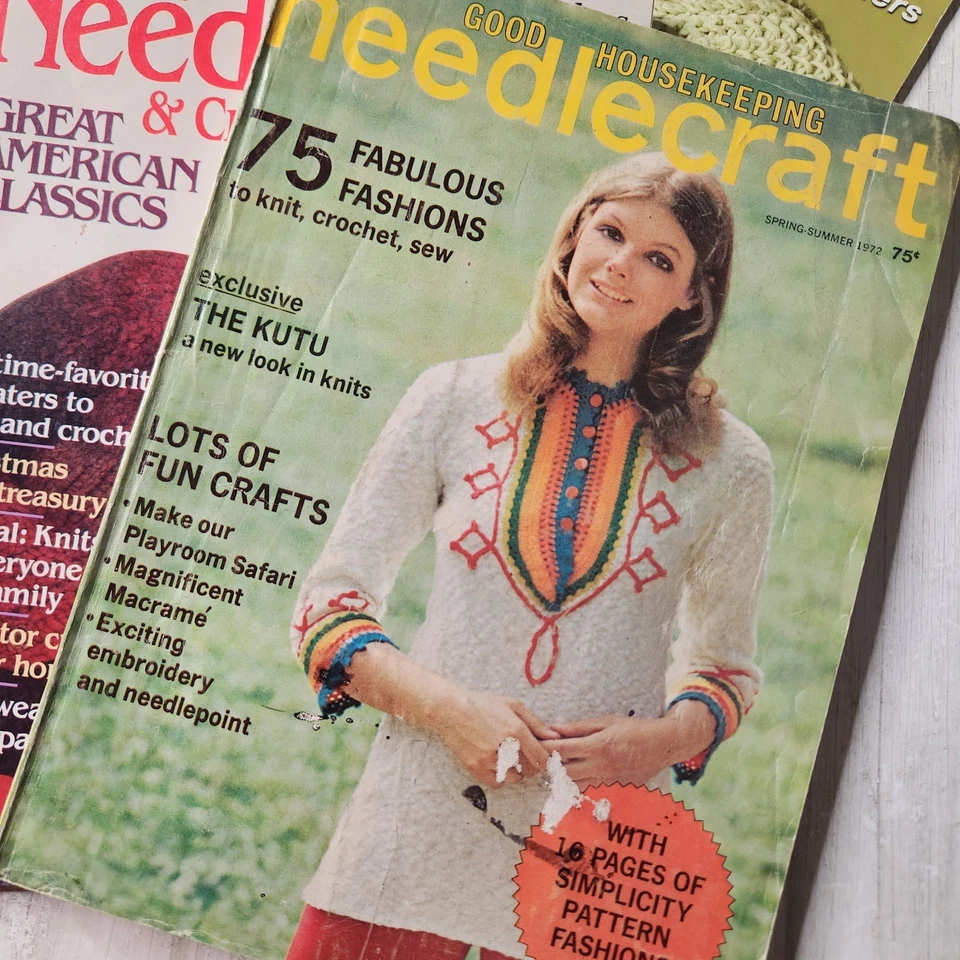 Bundle of Knitting Needlecraft Vintage Creative Knit Back Issue Magazines Lot 8 - Image 3 of 4