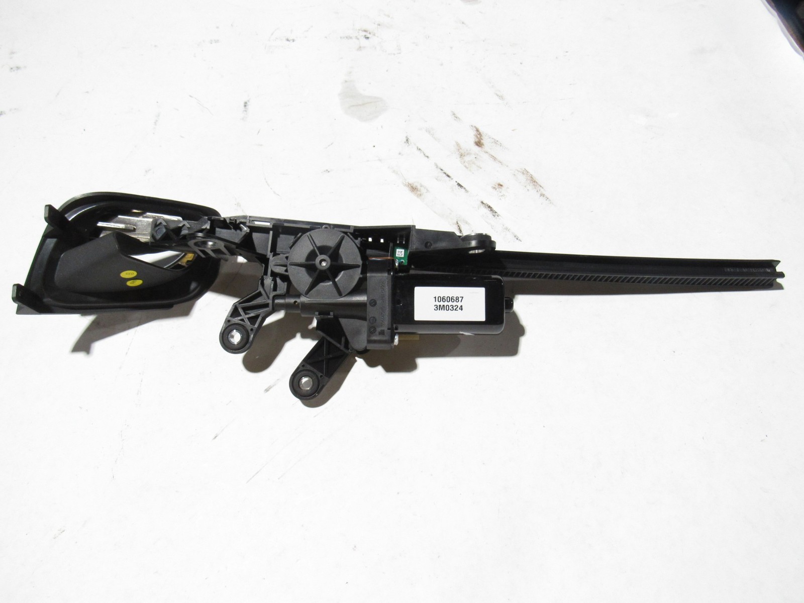 Bentley Continental GT 2012 Left Driver Seat Belt Tensioner Guide Motor 11-18 ;#