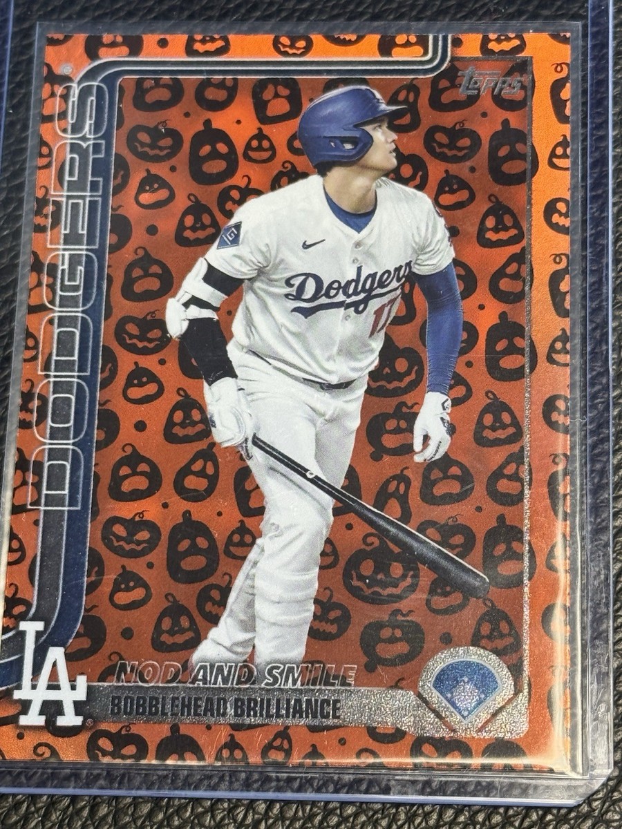 Shohei Ohtani #US84 Nod and Smile Holiday Jack O'Lantern Parallel