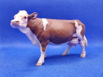 Schleich Simmental Cow Farm Animal Figure Brown White 2008 Retired D-73527