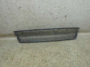 Gitter Stoßstange V vorne Abdeckung 52Tm BMW E90 E92 328i 3.0 13.1634.066