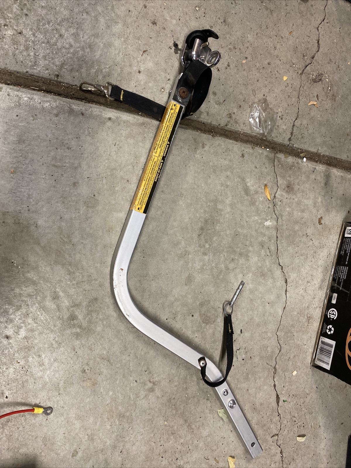 attaching chariot to bike