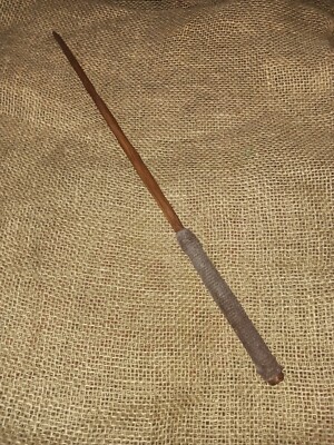 Handcrafted HP   Wand - Oak, 14 Inches, Containing Phoenix Tail Feather   