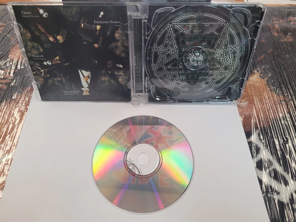 CD Dimmu Borgir Enthrone Darkness Triumphant recargado usado envío gratuito en CAD Foto 3 de 4