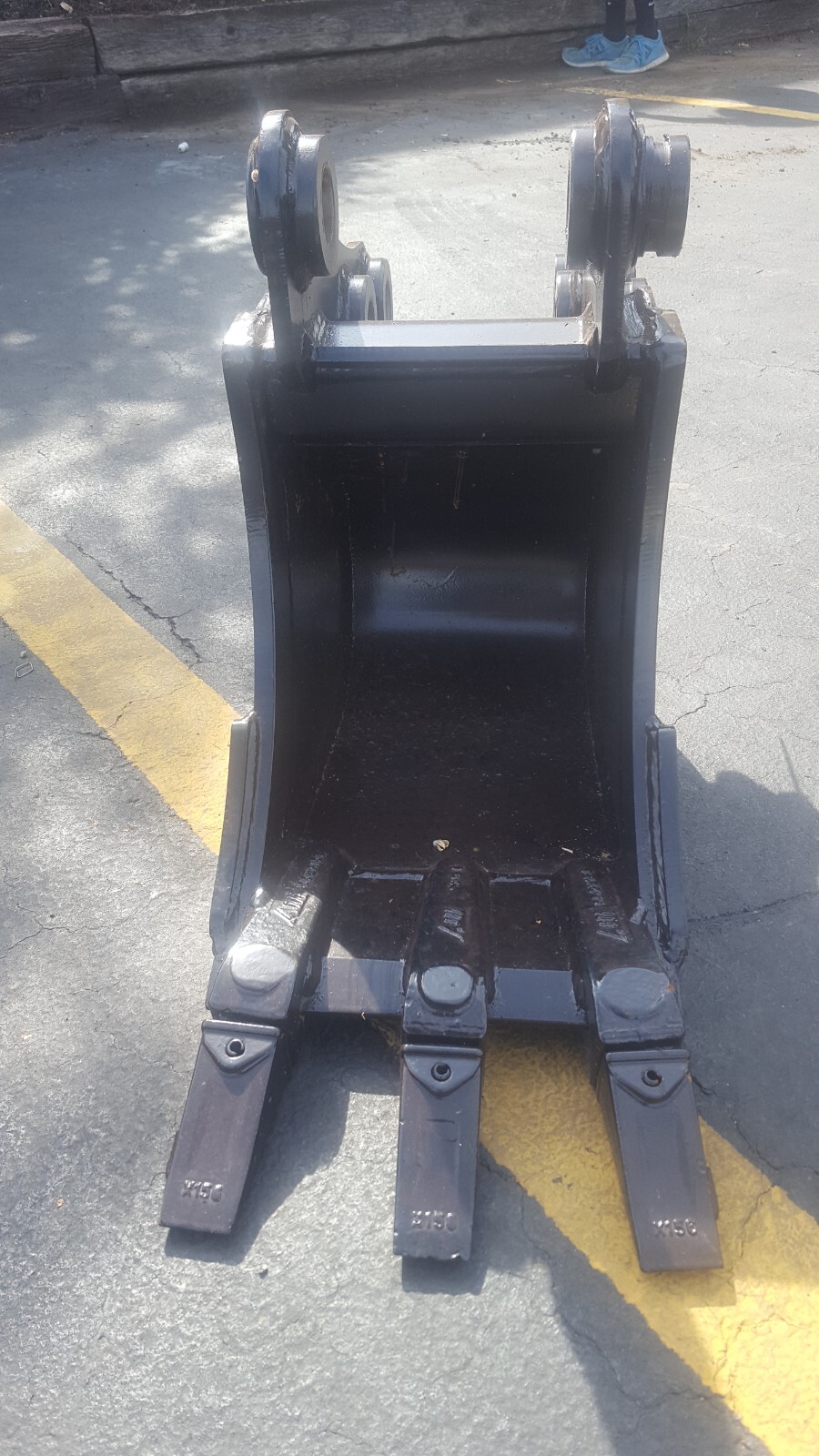 New 12" New Holland E35B Excavator Bucket eBay