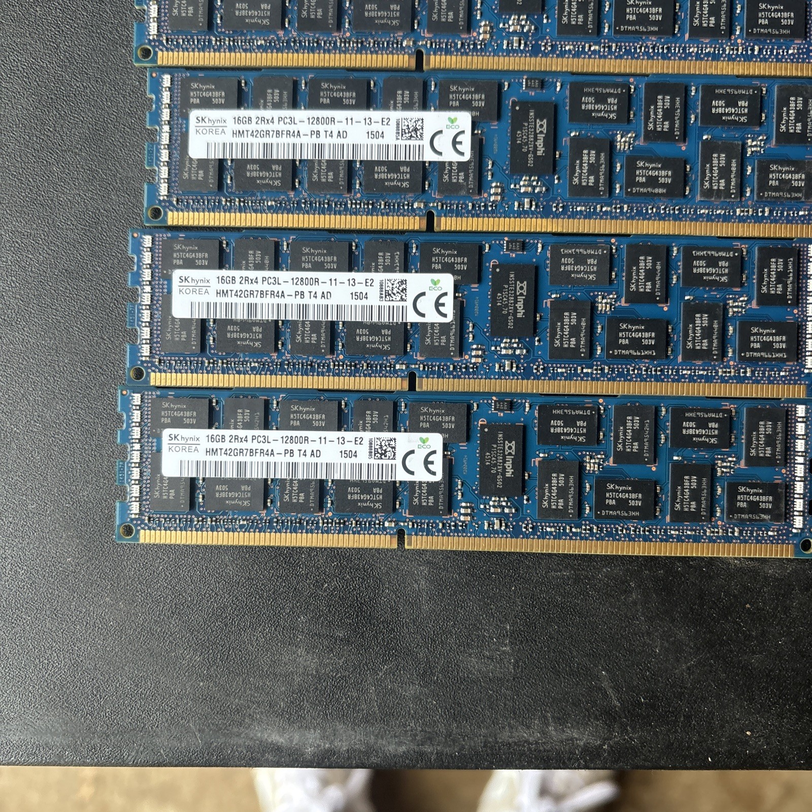 как выглядит Qty 6 Hynix 16GB 2Rx4 PC3L-12800R DDR3L-1600 Server Registered ECC Server RAM фото