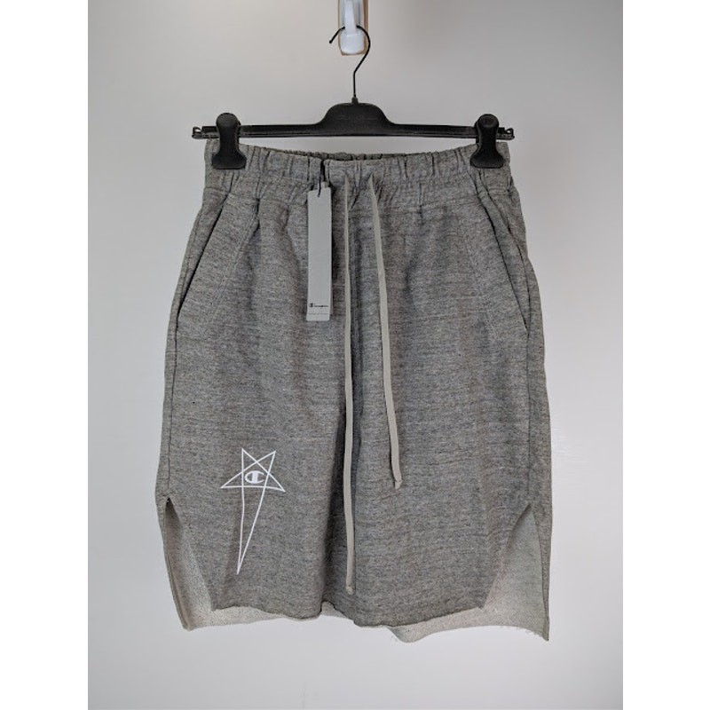 Rick Owens × Champion / BEVELED PODS Rick Owens x Champion Knitted Beveled Pods Shorts in Grey Melange